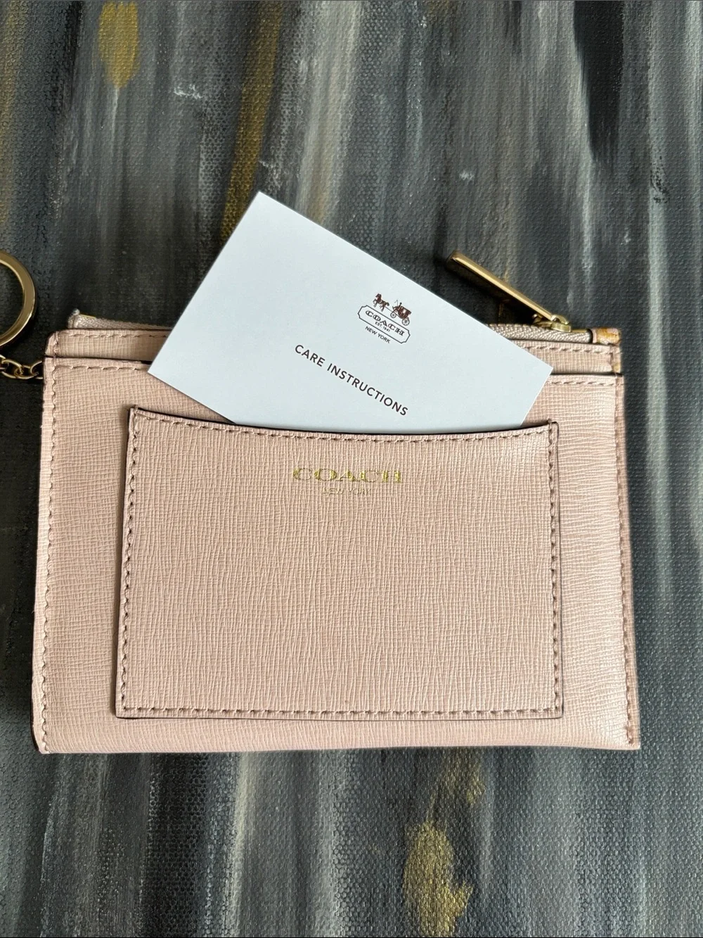 NWOT COACH Pale Pink Leather Card & Key Pouch with Gold Hardware